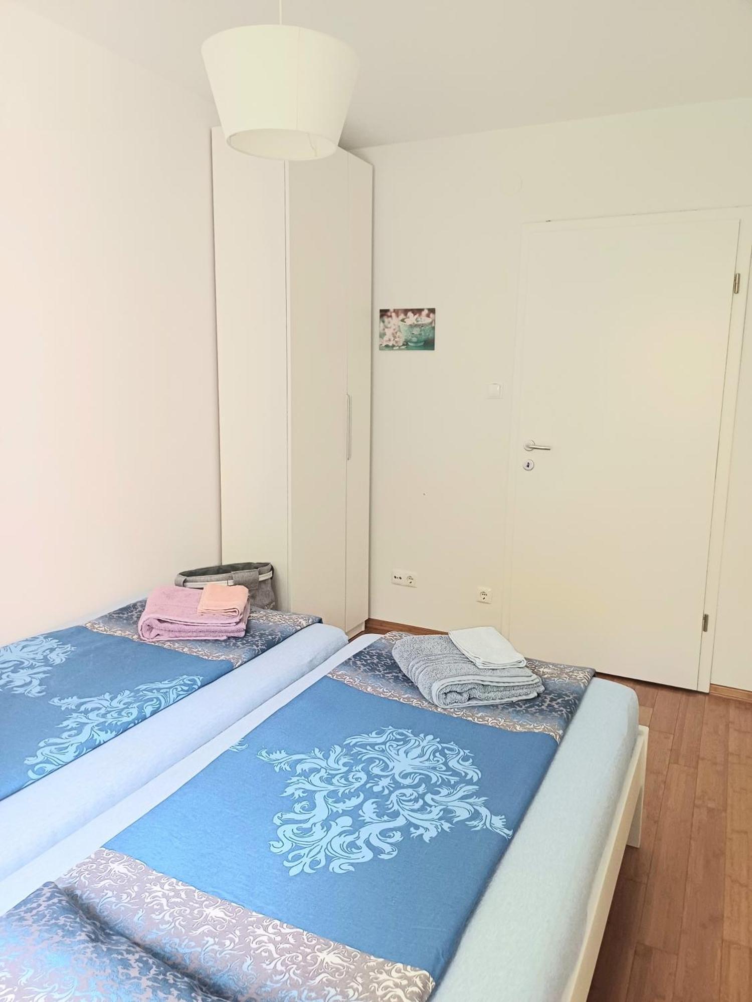 Haru * Ljubljana